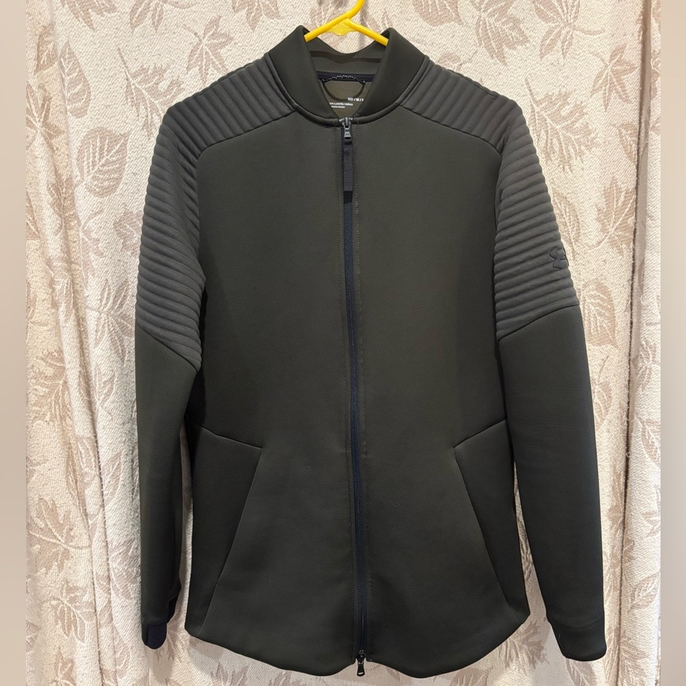 Under Armour Fitted Zip-up